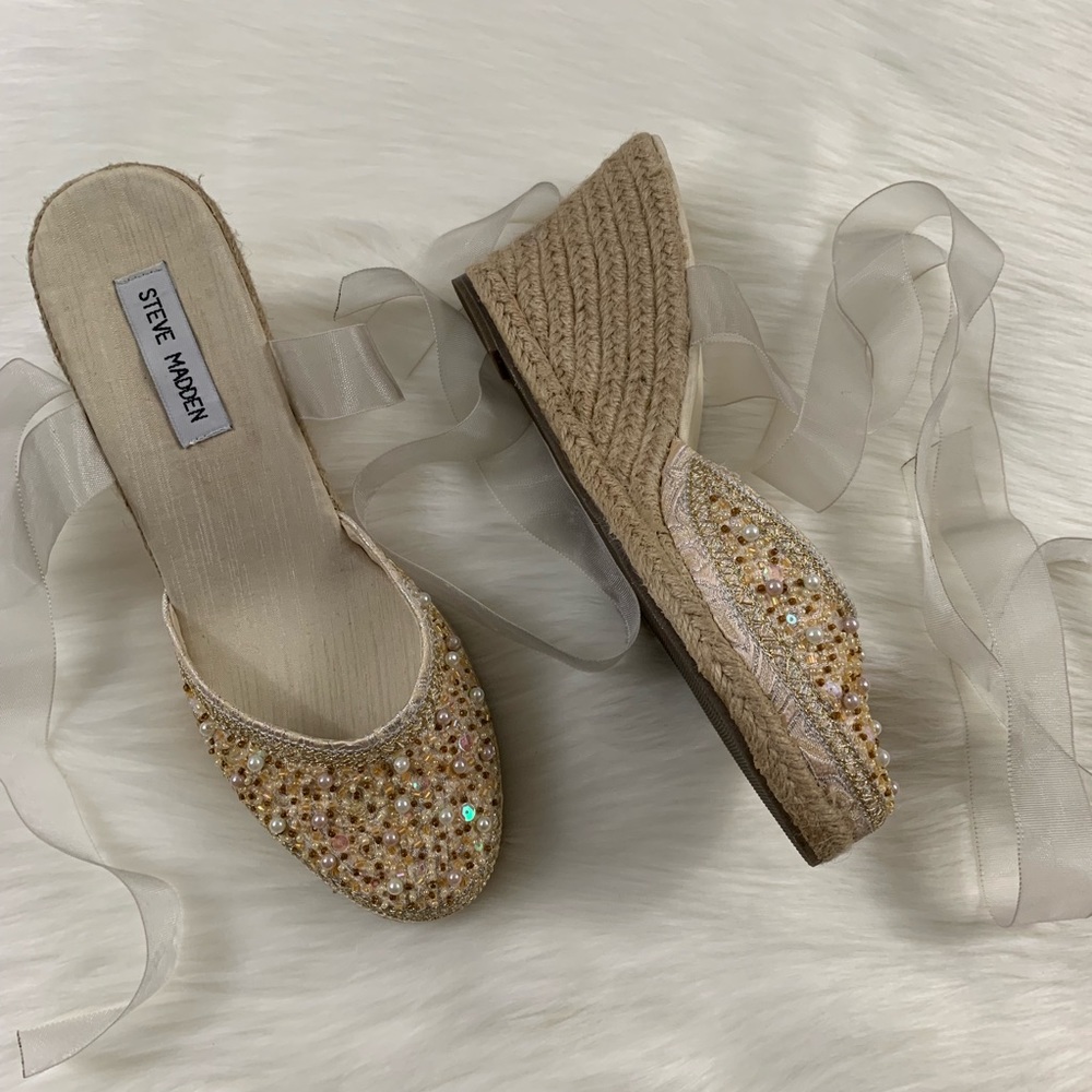 Steve Madden Size 8 Bommbay Champagne Espadrille Wedge